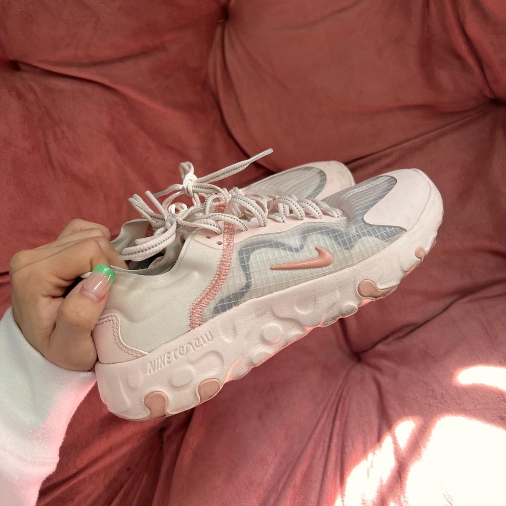 Nike Renew Sneakers